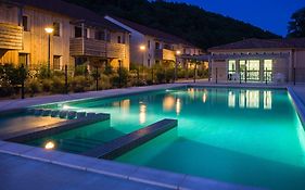 Vacanceole - Residence Le Clos Du Rocher